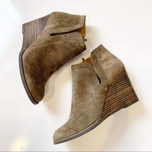 lucky yabba wedge bootie black